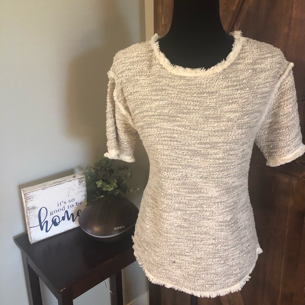 Short sleeved Sweater